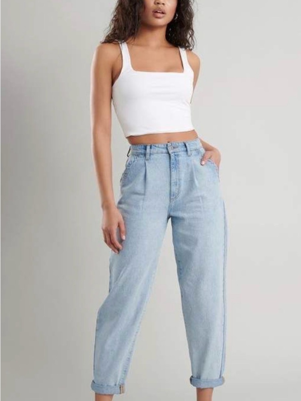 Light wash 80s mom jeans